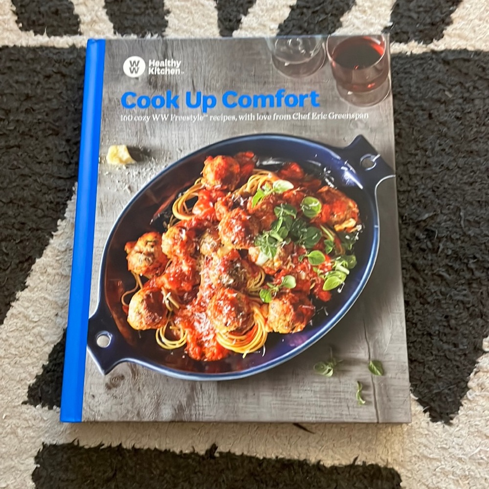 Cook up comfort WW Freestyle Healthy Kitchen cook book